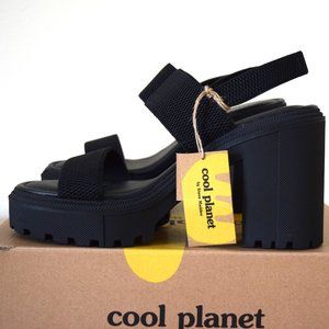 COOL PLANET BY STEVE MADDEN Women's Stem Lug-Sole City Sandals
